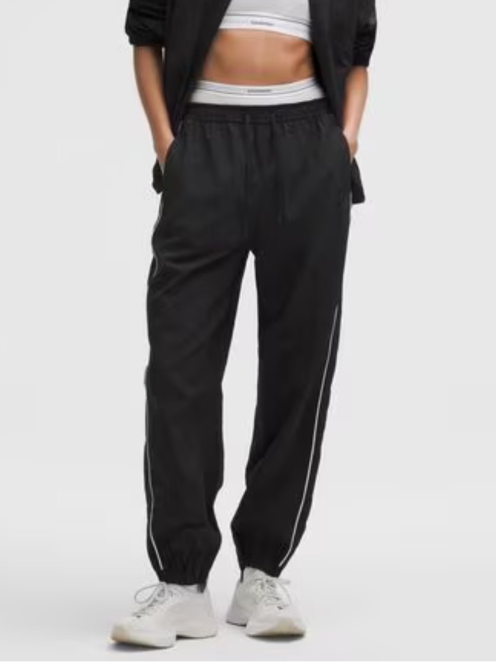 LULULEMON License To Train Woven MR Jogger Black Size L NEW